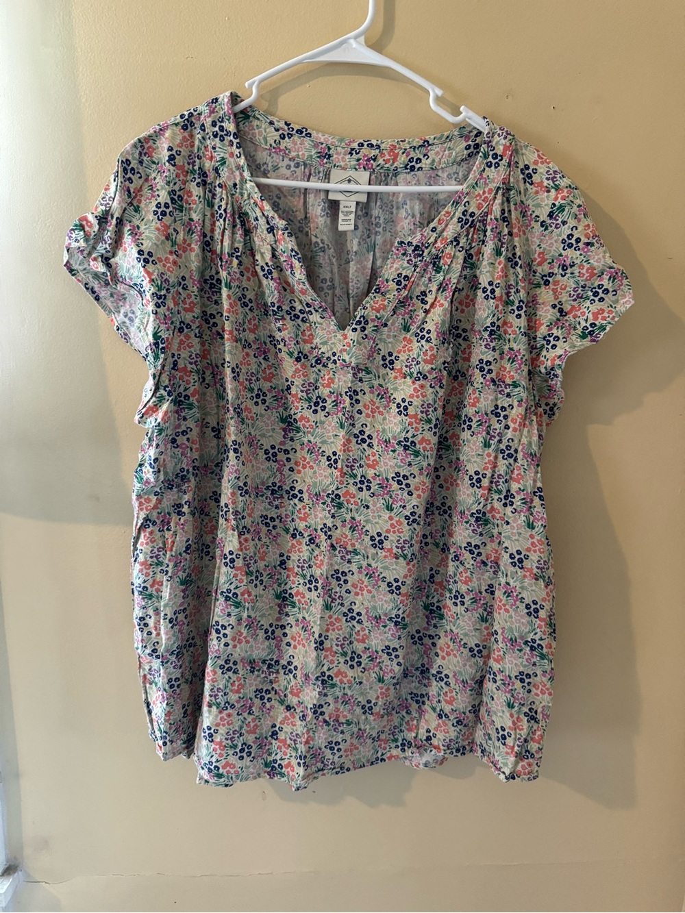 🎄5 for $20 St. John’s Bay Floral V Neck Blouse Size XXL Tall Long Sleeve
